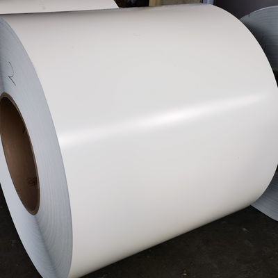 AA3003 0.6mm বেধ সাদা প্রিপেইন্ট অ্যালুমিনিয়াম কয়েল সিলিং প্যানেল উত্পাদন জন্য ব্যবহৃত