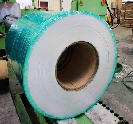 শিল্প সরঞ্জামগুলির জন্য রঙিন লেপযুক্ত অ্যালুমিনিয়াম শীটের সুরক্ষা এবং সজ্জা জন্য 25um শীর্ষ লেপ